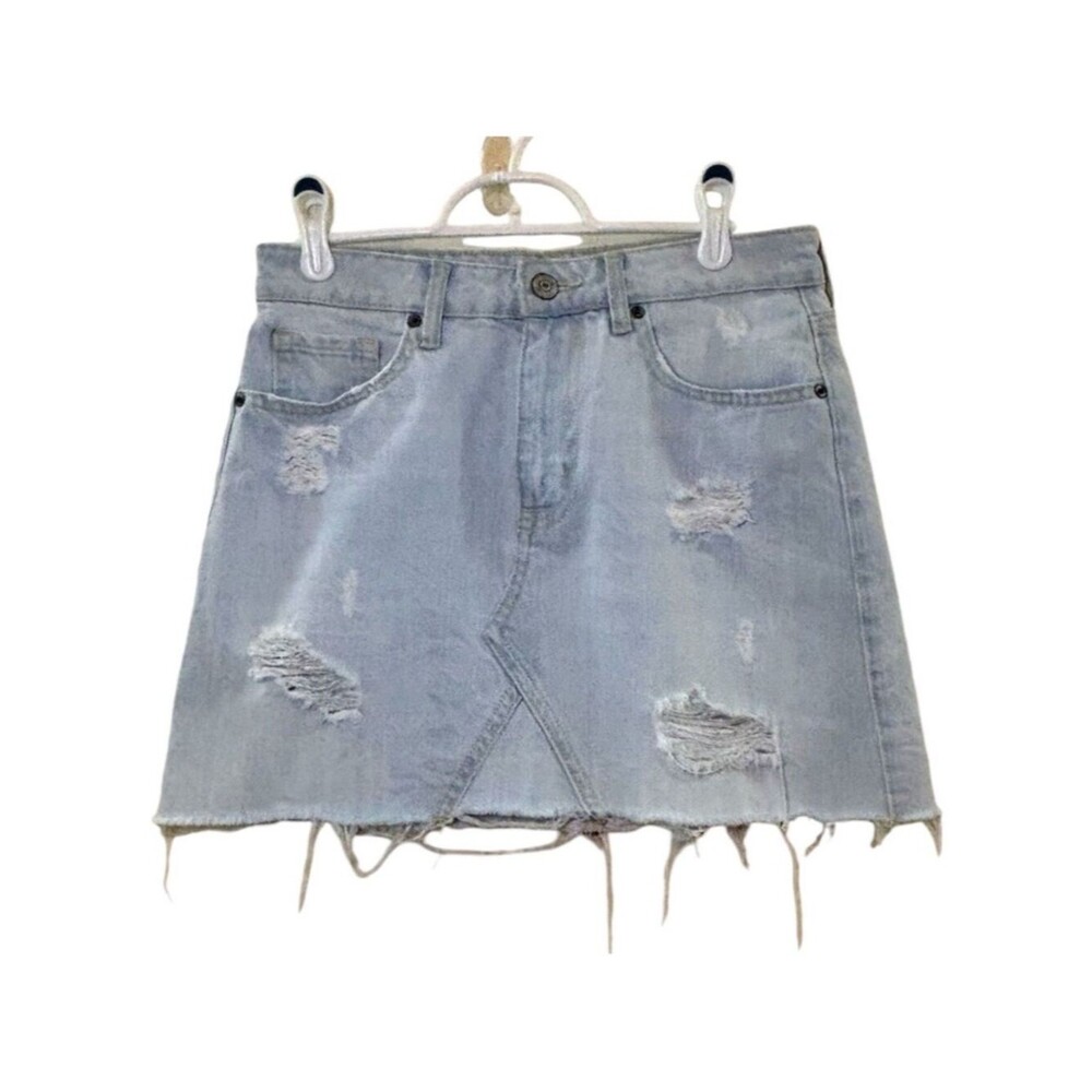 Aeropostale Distressed Jean Skirt Light Wash Size 4